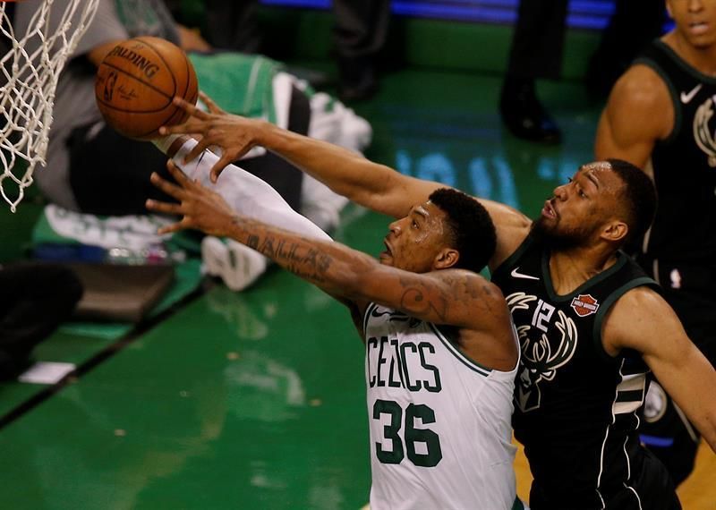 92-87. Horford muestra su liderazgo ganador y los Celtics toman ventaja ante los Bucks