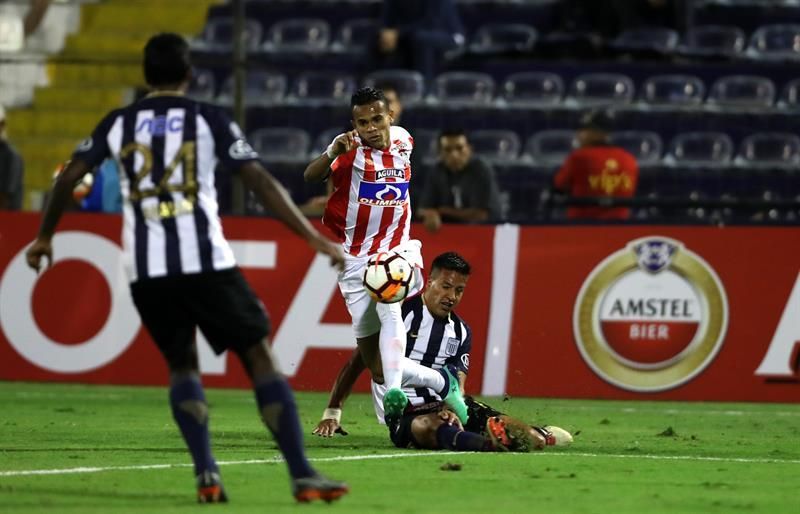 Junior busca vencer a Alianza Lima para seguir con vida en la Libertadores
