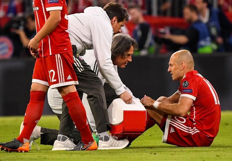 Robben se lesiona y le suple Thiago