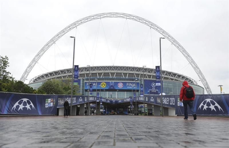 La FA recibe una oferta de 920 millones de euros por el estadio de Wembley