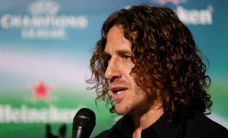Carles Puyol galardonado con el premio 'One Club Player' del Athletic