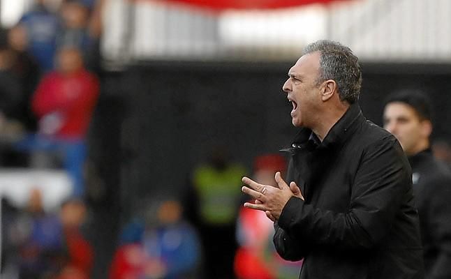 OFICIAL: Montella, destituido; Caparrós, nuevo entrenador del Sevilla FC