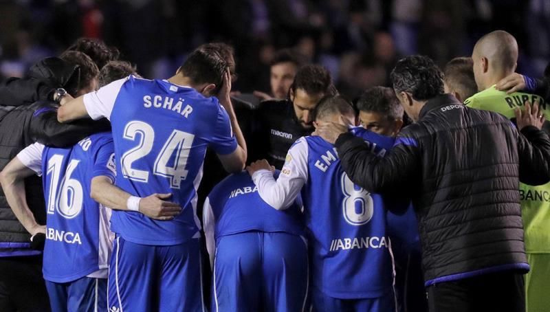 El fútbol español se vuelca con el Deportivo tras el descenso a Segunda