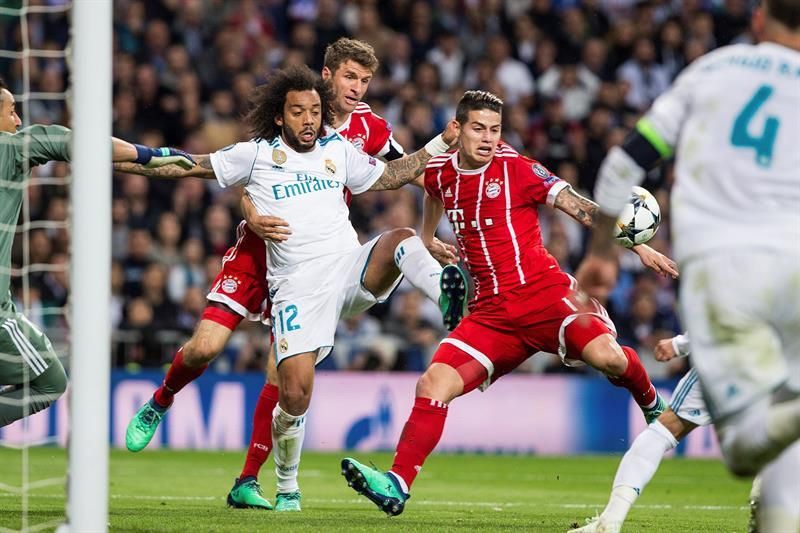 Arturo Vidal 'estalla' tras posible penalti de Marcelo