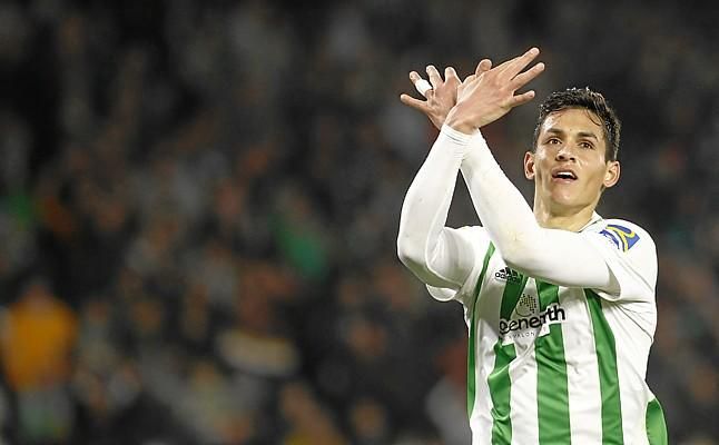 El Betis planea blindar a Mandi