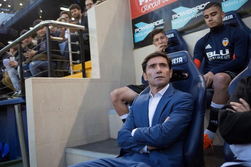 El Valencia juega en Arabia ante el Al-Nassr reforzado con Ronaldinho y Pirlo