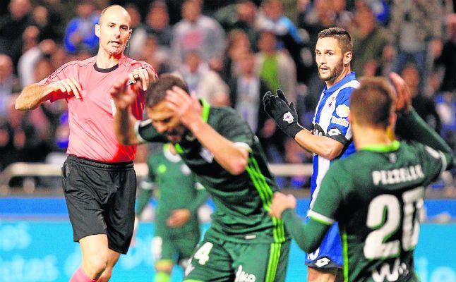 Hay consenso: Álvarez Izquierdo no gusta ni a Sevilla ni a Betis