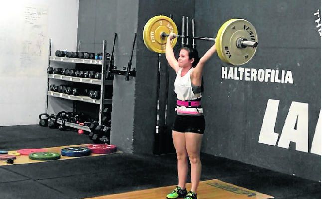 Representación de SDUPO en los CEU de lucha y halterofilia