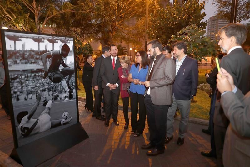 La Agencia Efe inaugura una muestra fotográfica sobre los Mundiales de fútbol