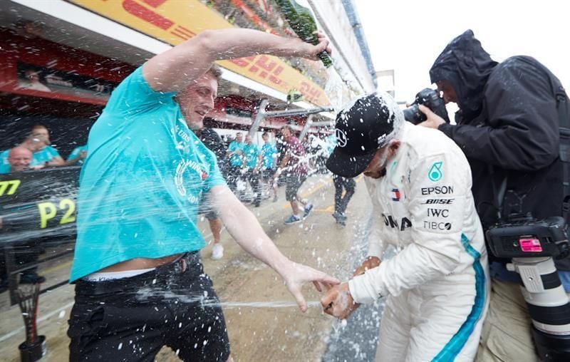 Hamilton: "Hoy el coche y yo estábamos en sintonía y eso es algo nuevo"