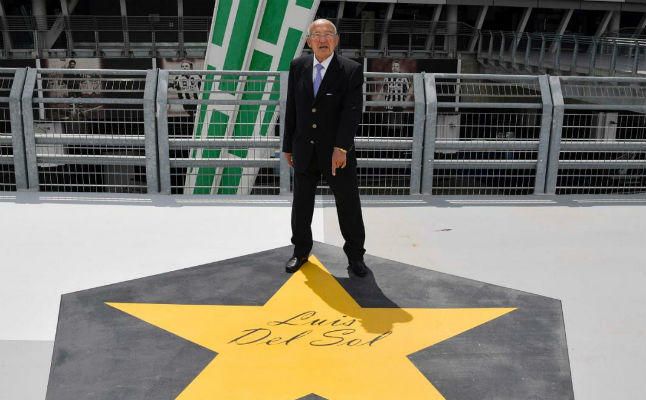 Recibimiento de leyenda a Luis del Sol en Turín