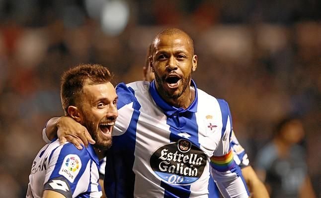 El Villarreal toma ventaja por Sidnei