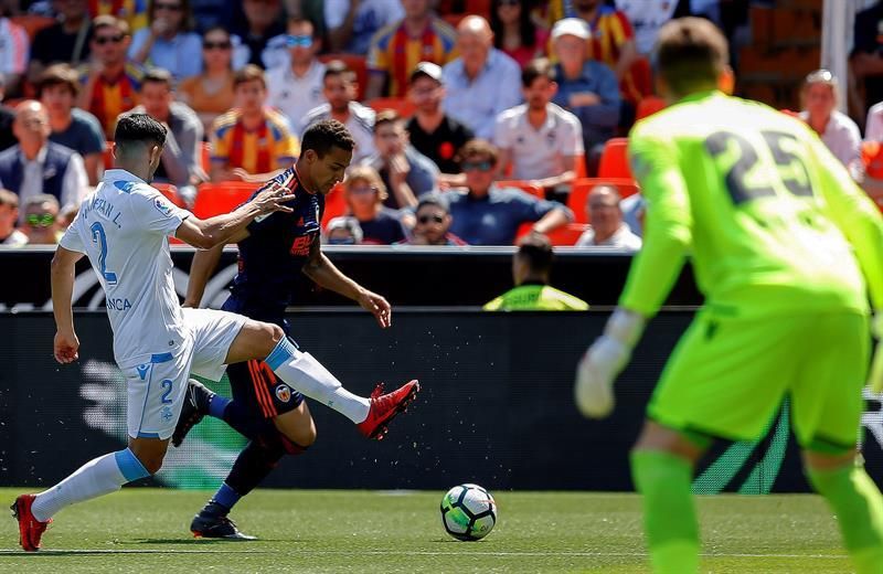 2-1: El Valencia se quedó con los puntos en un choque de baja intensidad