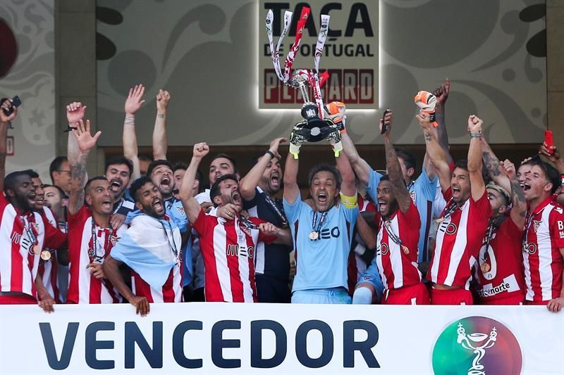 2-1. El Aves sorprende al Sporting y se lleva la Copa de Portugal