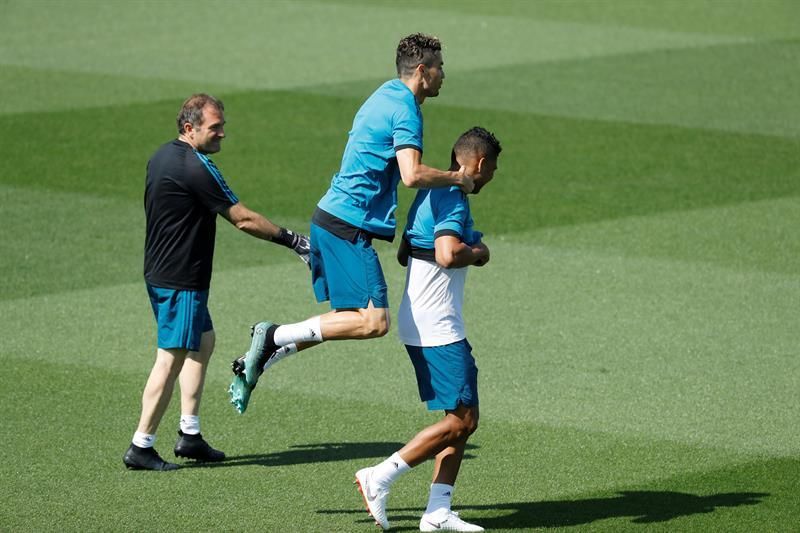 Casemiro: "El Real Madrid no es favorito, hay que respetar al Liverpool"