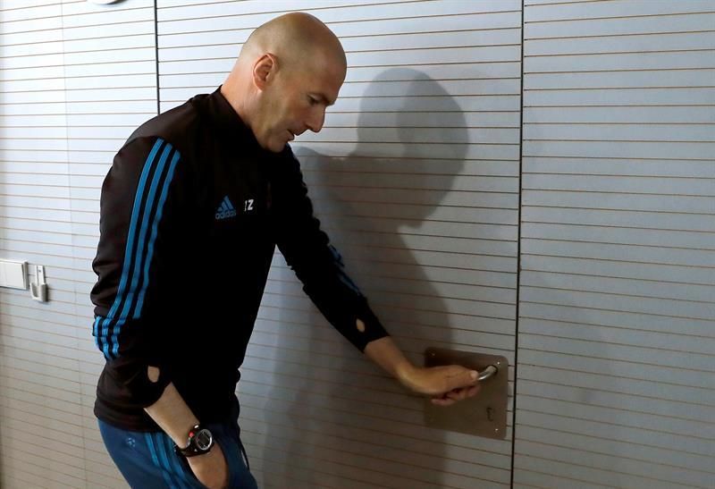 Zidane no descarta alinear a la BBC: "Son los mejores con diferencia"