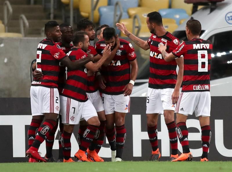 Atlético Mineiro pierde el liderato y Flamengo encabeza de nuevo la tabla