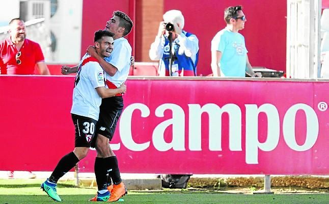 Sevilla Atlético-CD Numancia: Pelear por la honra de dejar el farolillo