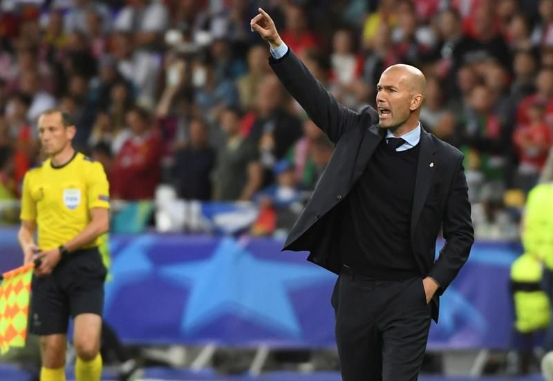 "Zidane siempre será el mejor", destaca la prensa francesa