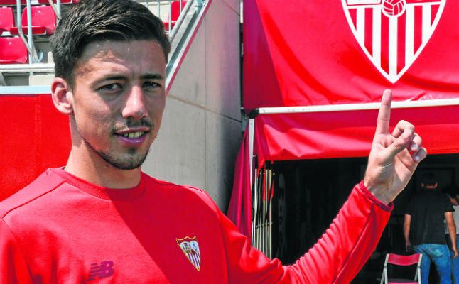 "Lenglet no decidirá su futuro hasta que hable con Machín"