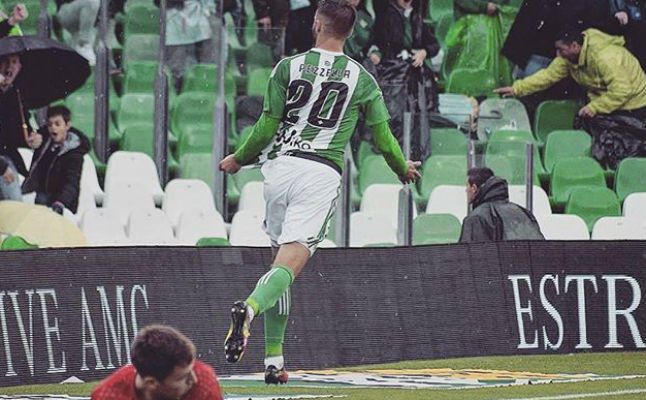 La despedida de Pezzella del Betis