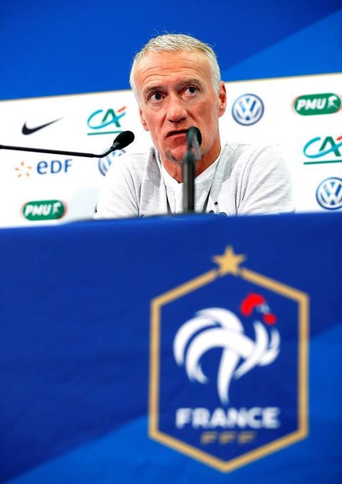 Macron cree que Zidane debe "jugar un papel" en Francia