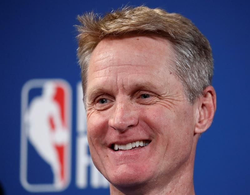 Steve Kerr avisa sobre los Cavaliers: "No se llega a las Finales por un jugador"