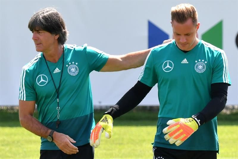 Löw descarta "absolutamente" ser el sucesor de Zidane