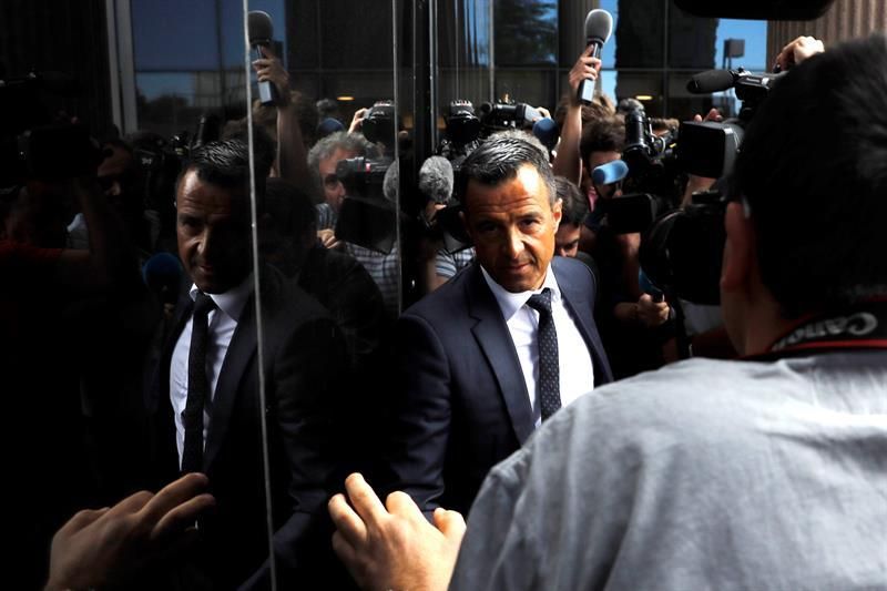 El presidente del Sporting de Portugal acusa a Jorge Mendes de chantaje