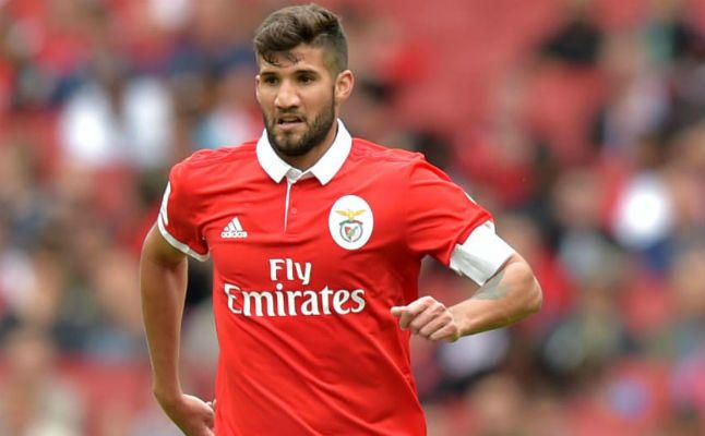 Lisandro López, en el radar de Serra Ferrer