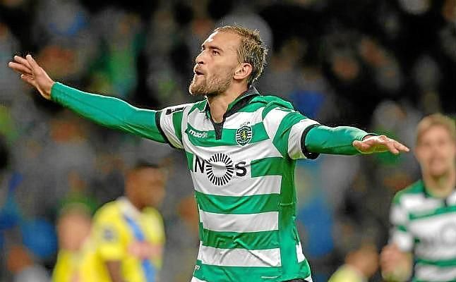 Reunión trascendental para el futuro de Bas Dost