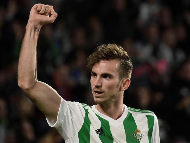 Fabián y su madre, una pasión llamada Betis para la campaña de abonados