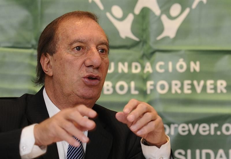 Bilardo "no se murió de casualidad", dice su hermano