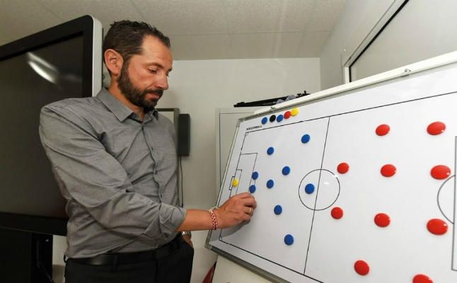 Machín desvela las claves de su sistema