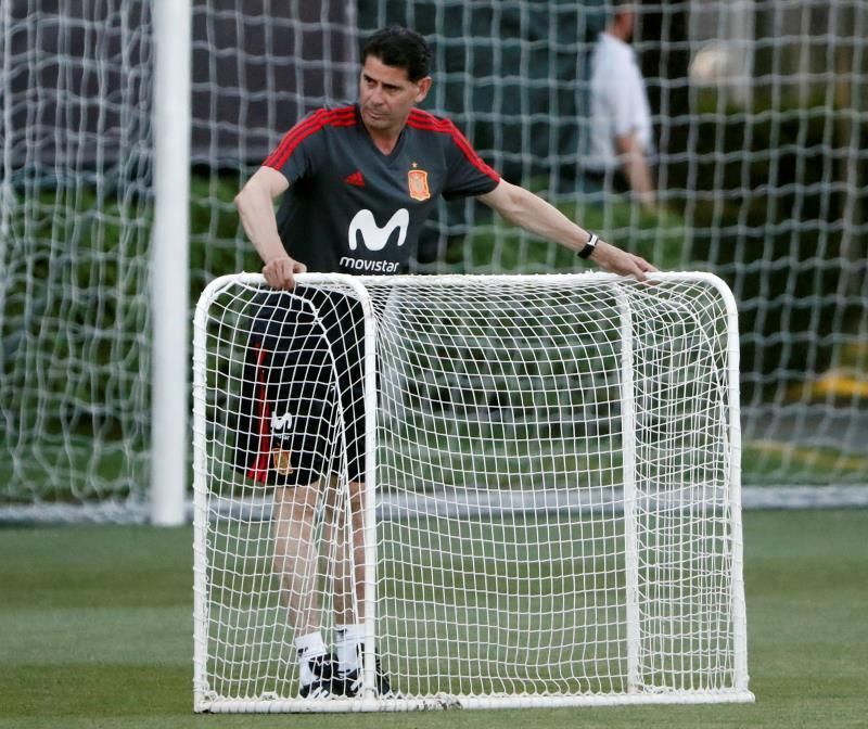 Hierro se estrena en un entrenamiento con todos sus efectivos