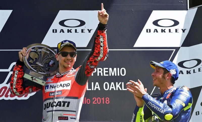 Lorenzo y Rossi los grandes obstáculos de Márquez en Montmeló