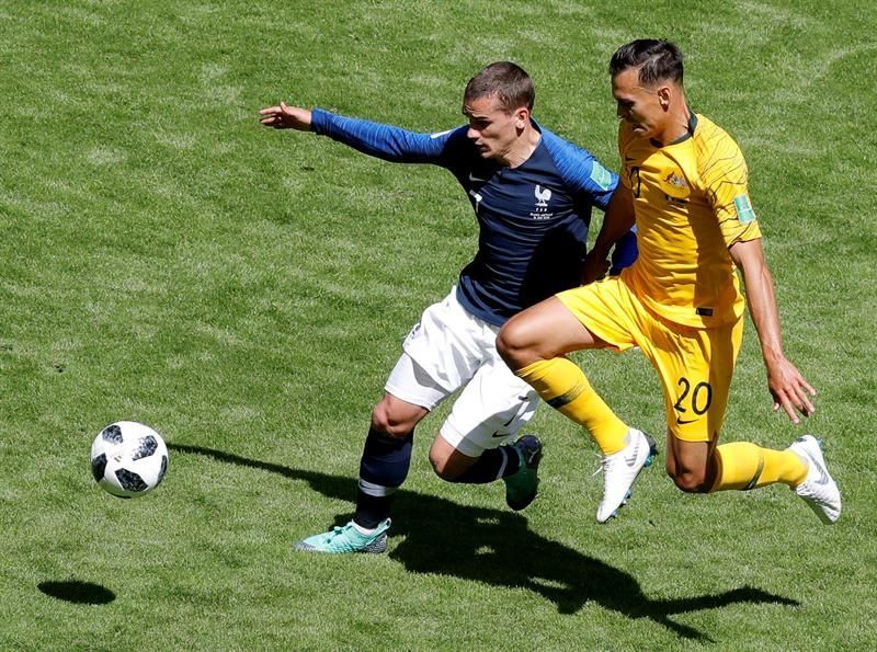 2-1. El VAR y la fortuna se alían con Francia y castigan a Australia