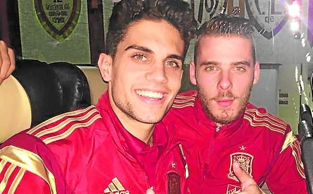 Bartra arropa a De Gea tras su error: "Eres uno de los mejores"