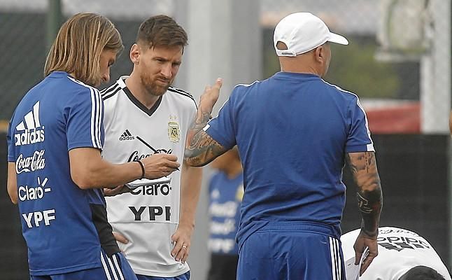 Hernán Crespo: "Messi no es Maradona; él solo no gana un Mundial"
