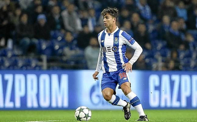 De la Peña: "Óliver Torres no va a salir... de momento"