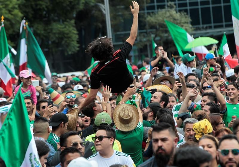 La FIFA abre un procedimiento contra la Federación Mexicana por los cánticos ofensivos de sus hinchas