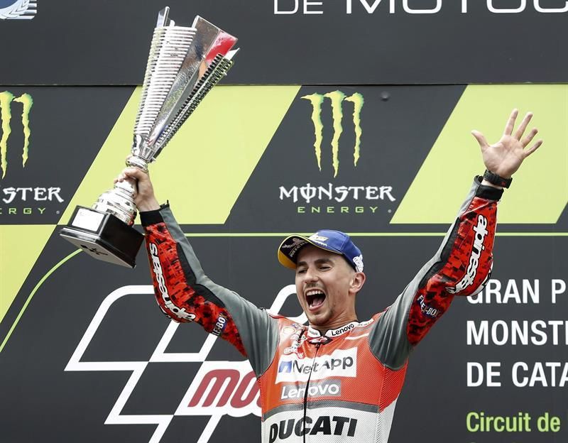 Lorenzo: "En deporte todo puede pasar, pero me gusta ir carrera a carrera"