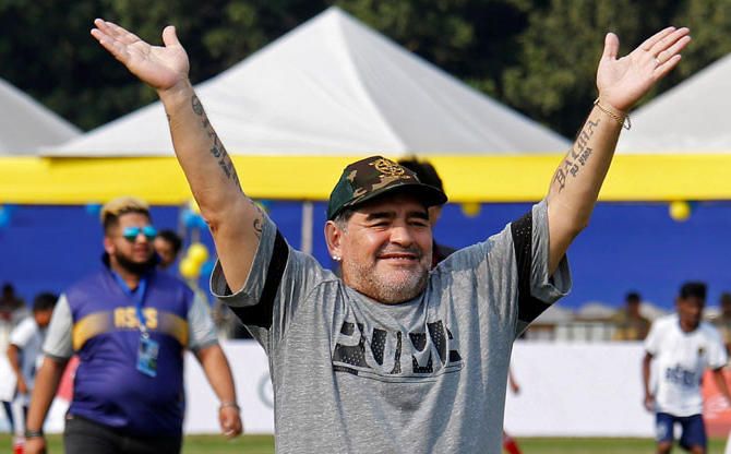 Maradona: "Guardado es un jugador bárbaro"