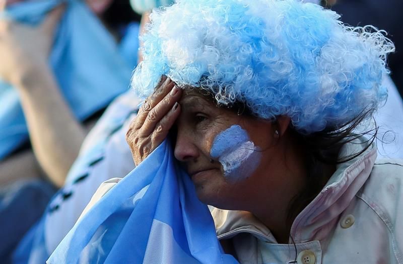 Desilusión total en Buenos Aires tras la debacle Argentina