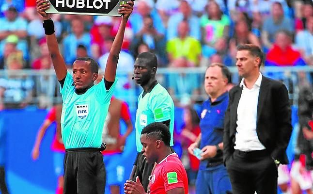 Campbell, en el punto de mira del Genoa