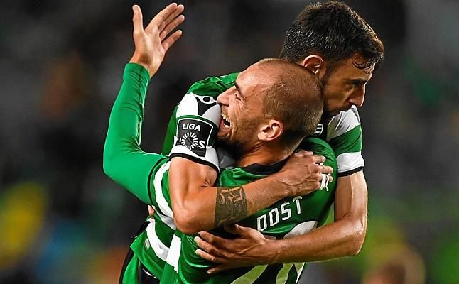 Bas Dost negocia para evitar un problema futuro