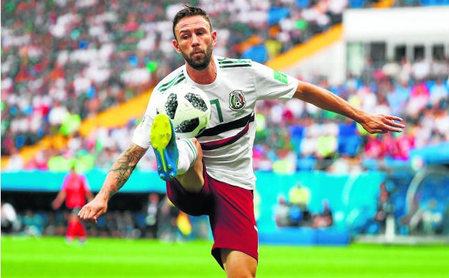 "Pinta que el Sevilla no comprará a Layún"