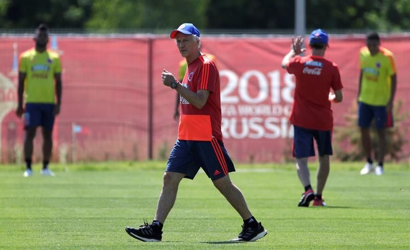 Colombia prepara sin James el partido de octavos contra Inglaterra