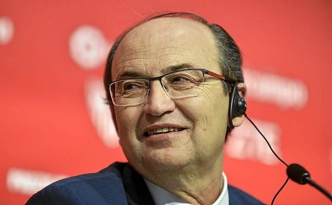 Castro habla sobre Nzonzi, Banega, la Supercopa...