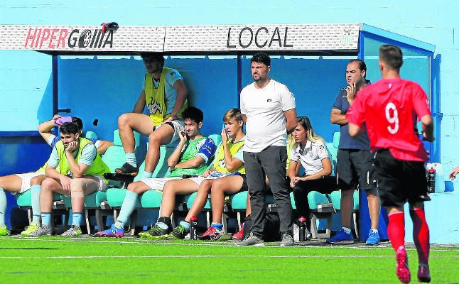 Los fichajes se le resisten al Algabeño